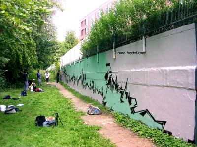 mur